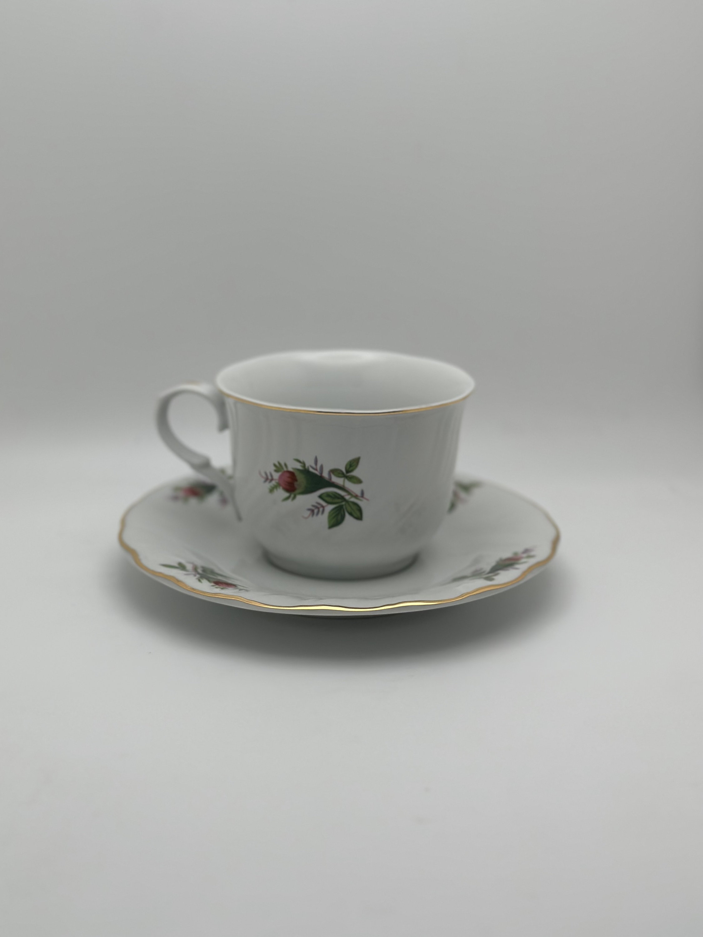 Lynns Fine China Tea Cups 44 - kjwhp8c