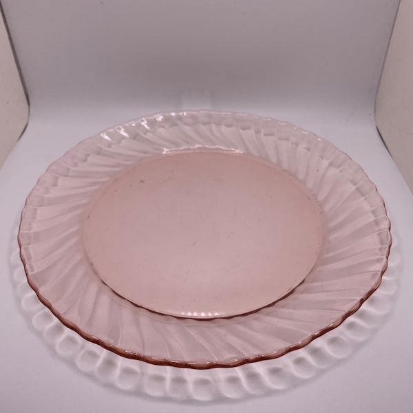 1980s Arcoroc France Rosaline Pink Swirl Dinner Plate