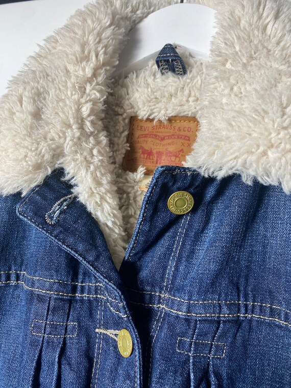 Vintage Levi's Sherpa-Lined Denim Jacket – Size L… - image 7