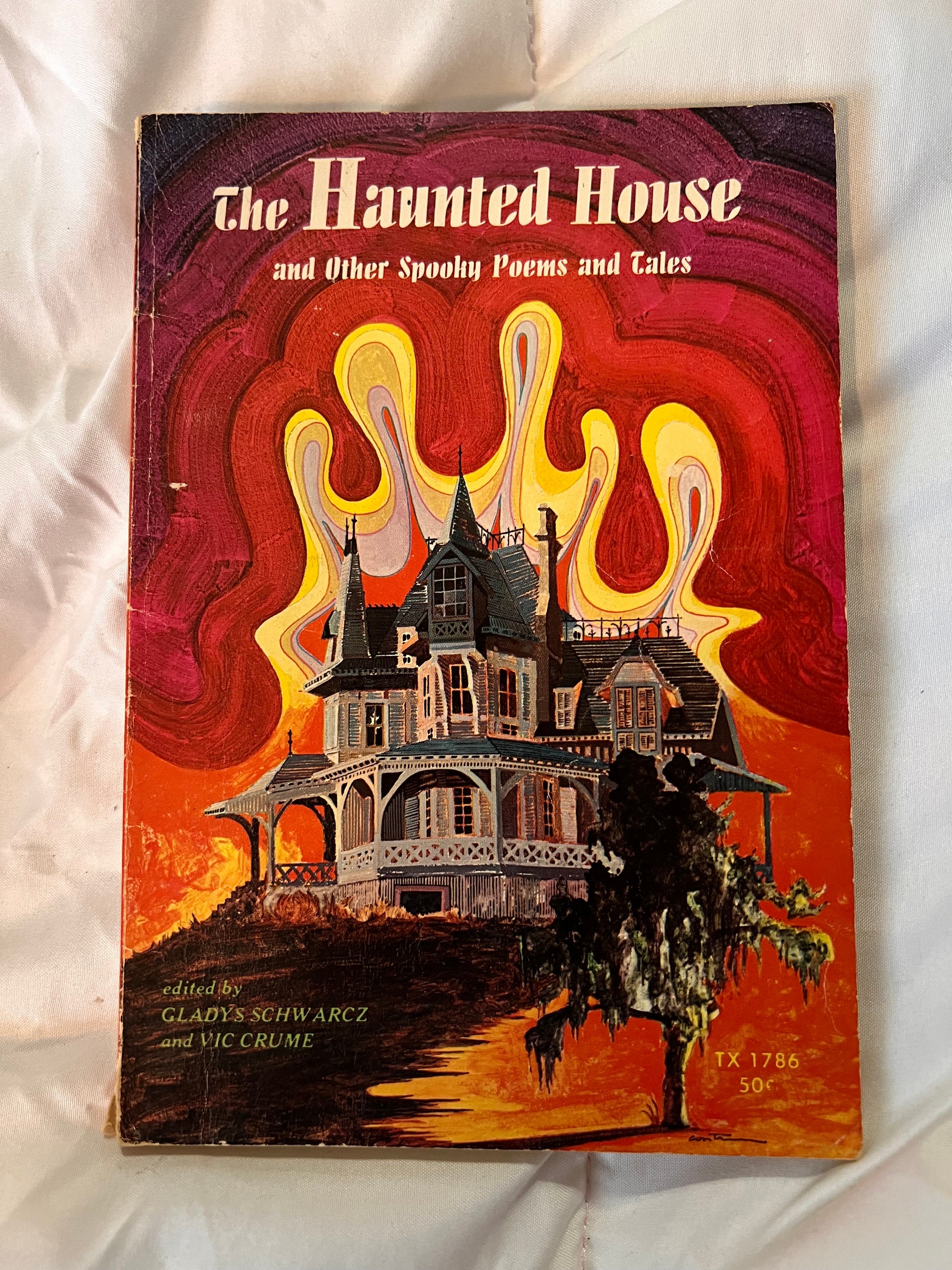 90s Scholastic Book Fair Halloween Spooky Mystery Box Gift 