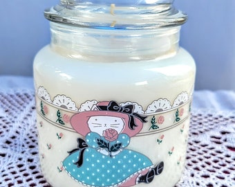 Vintage Country Cat Moonflower Nectar Scented 16 oz Shabby Chic Luxury Soy Wax Candle