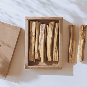 Ethically Sourced Palo Santo Sticks: Aromatherapy Cleansing Kit