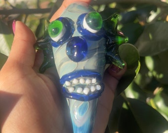 Monster design hand pipe