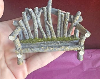Banco de madera para jardín de hadas en miniatura