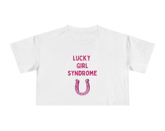 Lucky Girl SYndrom Hufeisen Crop Tee | rosa Text Grafik