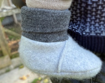 Baby shoes, warm baby shoes made from 100% cashmere/merino wool upcycled from wool clothing