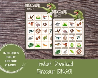 Könnte beinhalten: Zwei druckbare Dinosaurier-Bingo-Karten mit braunem Hintergrund und einer grünen Dinosaurier-Illustration oben. Die Karten zeigen Bilder von Dinosauriern, Eiern, Fußabdrücken und Blättern. Der Text "Dinosaur Bingo!" ist oben auf jeder Karte gedruckt.