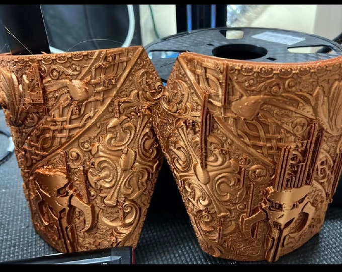 Shoulders Cosplay Unisex |Cosplay Commission |Armor Prop |Geoffro/Hex3d |dream it make it 3d