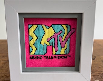 MTV 80s Embroidery - 10x10cm - Grey Box Frame