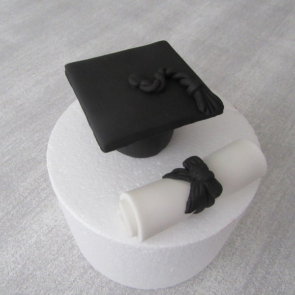 Graduation Cake Topper - Etsy UK