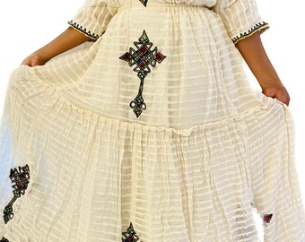 Elegant Ethiopian Dress – Handwoven Habesha Kemis with Gondar Tilf Embroidery