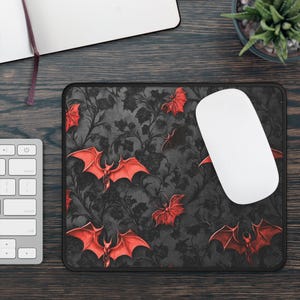 Schöne Gothic Rot Fledermäuse mit schwarzer Spitze Anti-Slip Maus Pad | Emo Gothic Style Schreibunterlage | Perfektes Geschenk für Gothic Aesthetic Lovers Emo Geschenk