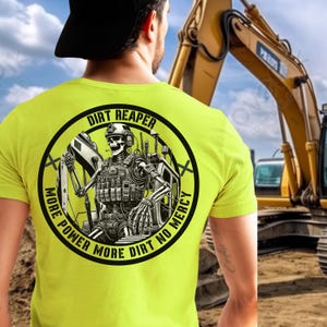 Dirt Reaper Taktischer schwerer Geräteführer Hi-Viz Sicherheitshemd | Blauer Kragenbagger | Lustige Dozer Shirt | Earthmover Tee-Operator Zahnrad