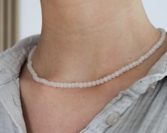 clouds - zarte Perlenkette / Choker - Edelstahlverschluss  - handgemacht - das perfekte individuelle Geschenk