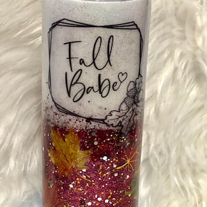 Copo Fall Babe com folhas brilhantes com tampa deslizante e canudo
