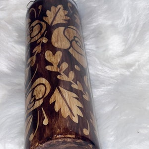 Wood grain tumbler with flowers, floral wood grain tumbler, wood grain tumbler