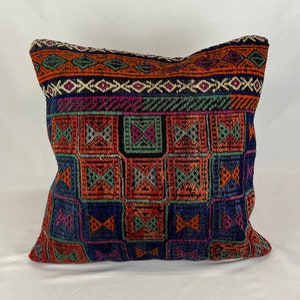 Turkish Kilim Pillow, 22 x 22 Pillow, Oushak Pillow, Lumbar Pillow, Kilim Cushion Cover, Organic Pillow Cover, Turkish Pillow, Throw Pillow