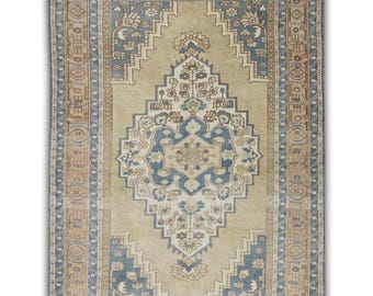 5x8 Vintage Turkish Rug Beige Blue Oriental Rug