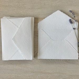 Enveloppes faites main en coton A6 BLANCHE Enveloppes en papier chiffon de coton A6, bord taupé, papier fait main en papier fait main, papier pour faire-part de mariage