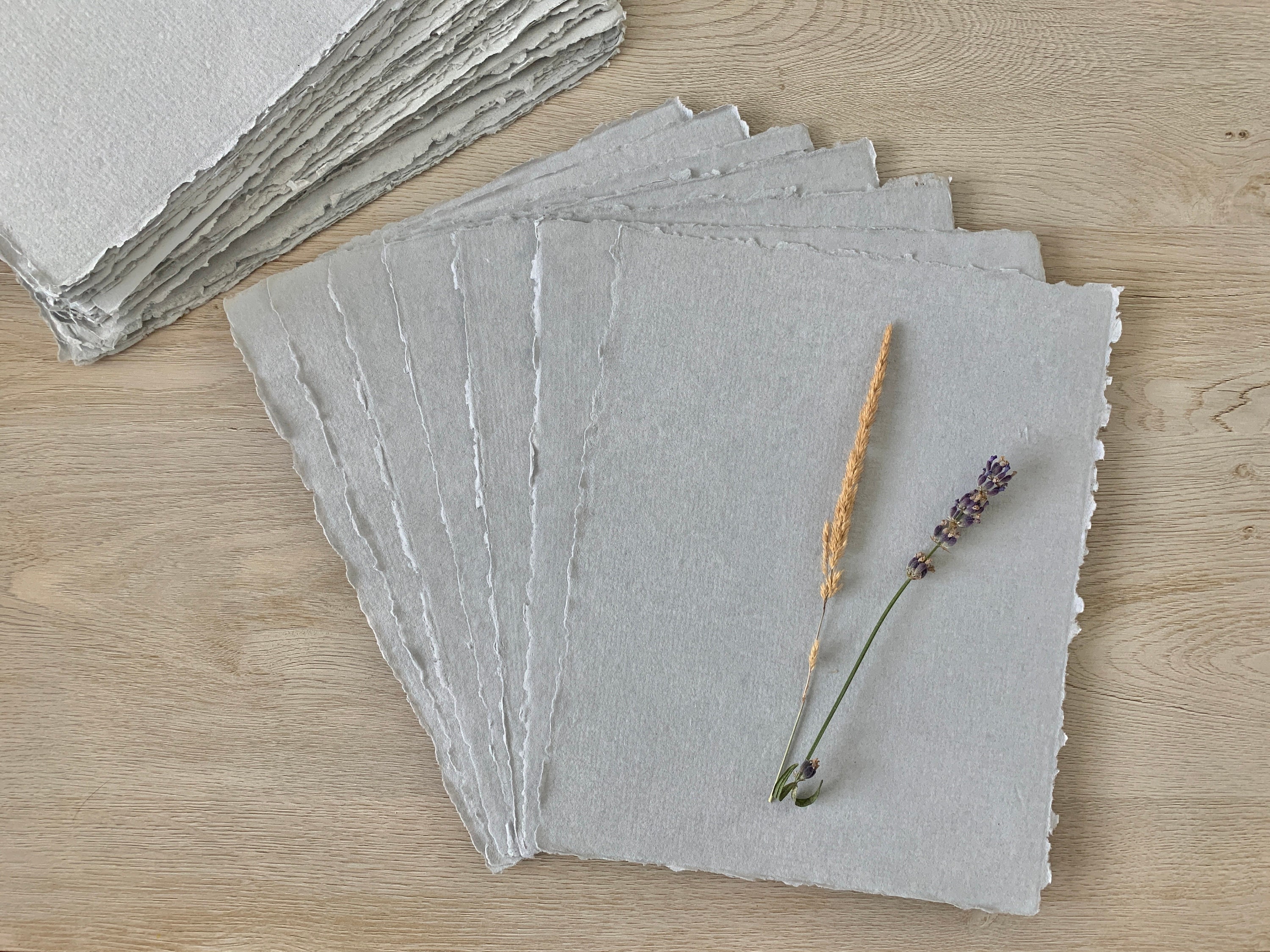 Handmade White Paper with Real Flower Petals and Deckle Edge - 150 GSM - 50  Pack