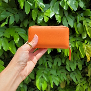Cartera pequeña de piel Buena Cartera pequeña de piel Saffiano Cartera pequeña para mujer Cartera minimalista para mujer Cartera pequeña naranja para mujer Cartera bonita para mujer