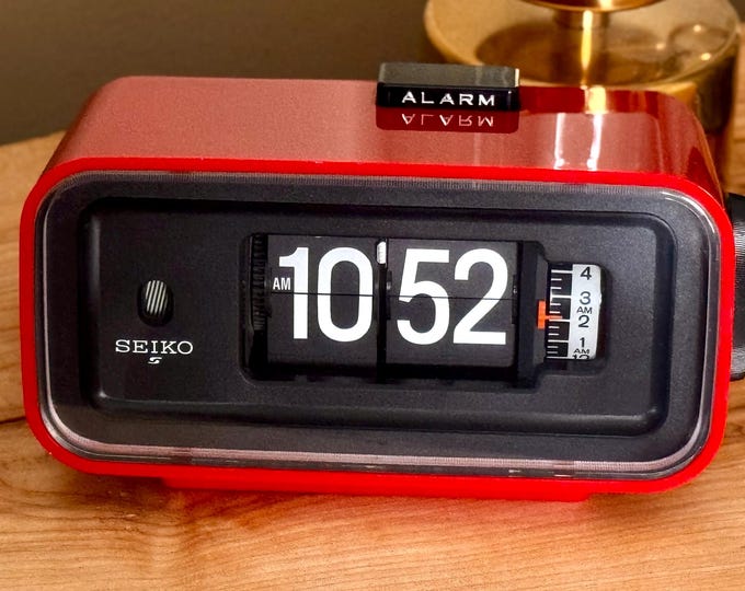 Vintage Flip Clock | Seiko DP662 | Cherry Red | Japanese Import | 70's