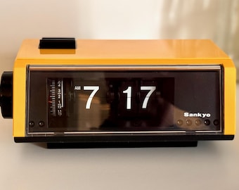 Sony Digimatic TFM-C480W Flip Radio Alarm Clock 1976 - Etsy