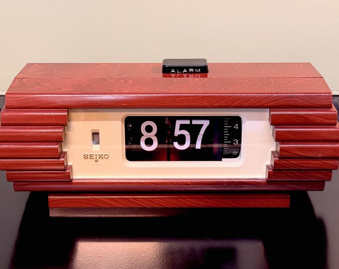 Vintage Flip Clock | Seiko DP687 | Woodgrain | Japanese Import | 70's