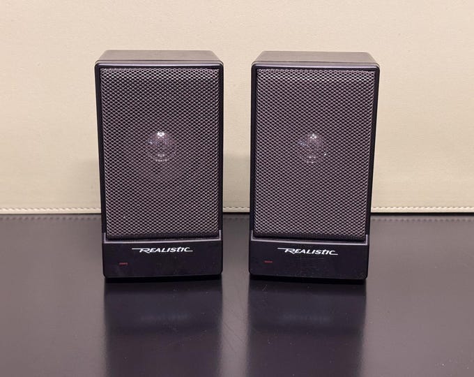 Realistic Minimus 0.6 | Amplified Speakers | Vintage Mint | 1985