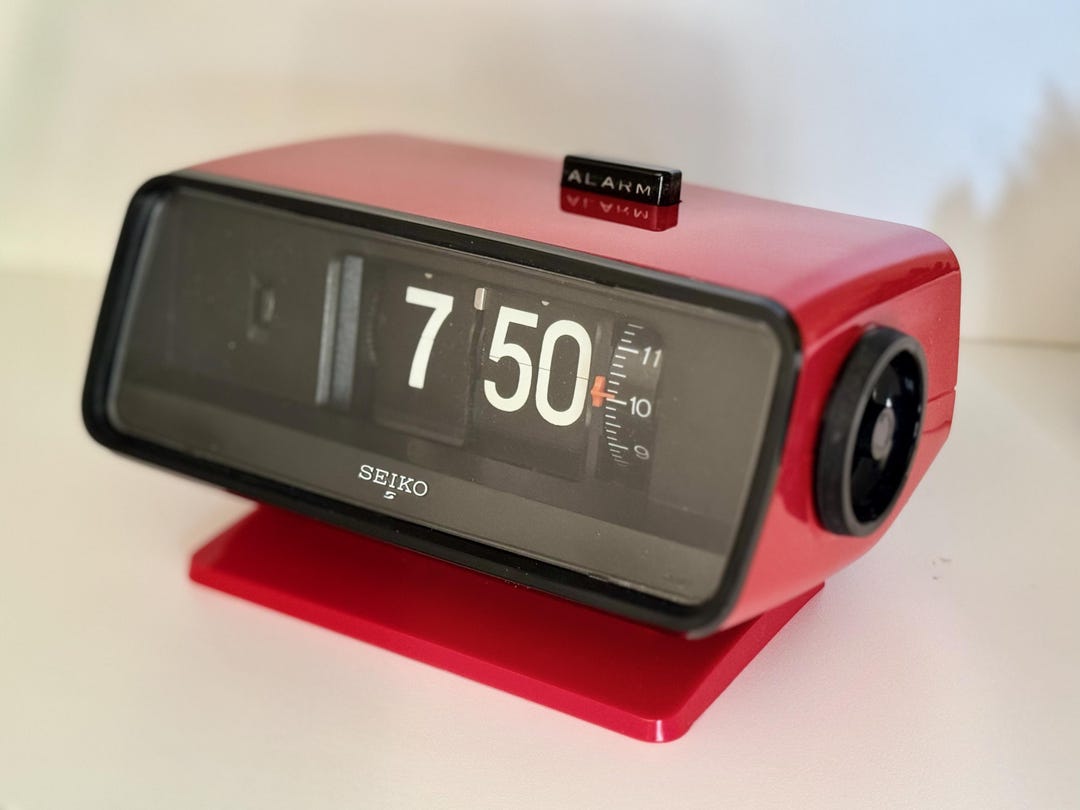 Rare Seiko Flip Clock | Space Age | Cherry Red, 70's Japan - Etsy