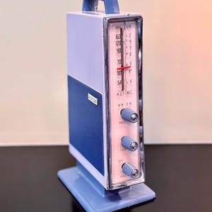 Radio estéreo AM/onda corta / Marconi 2004 / Azul Carolina / Años 60 / Japón