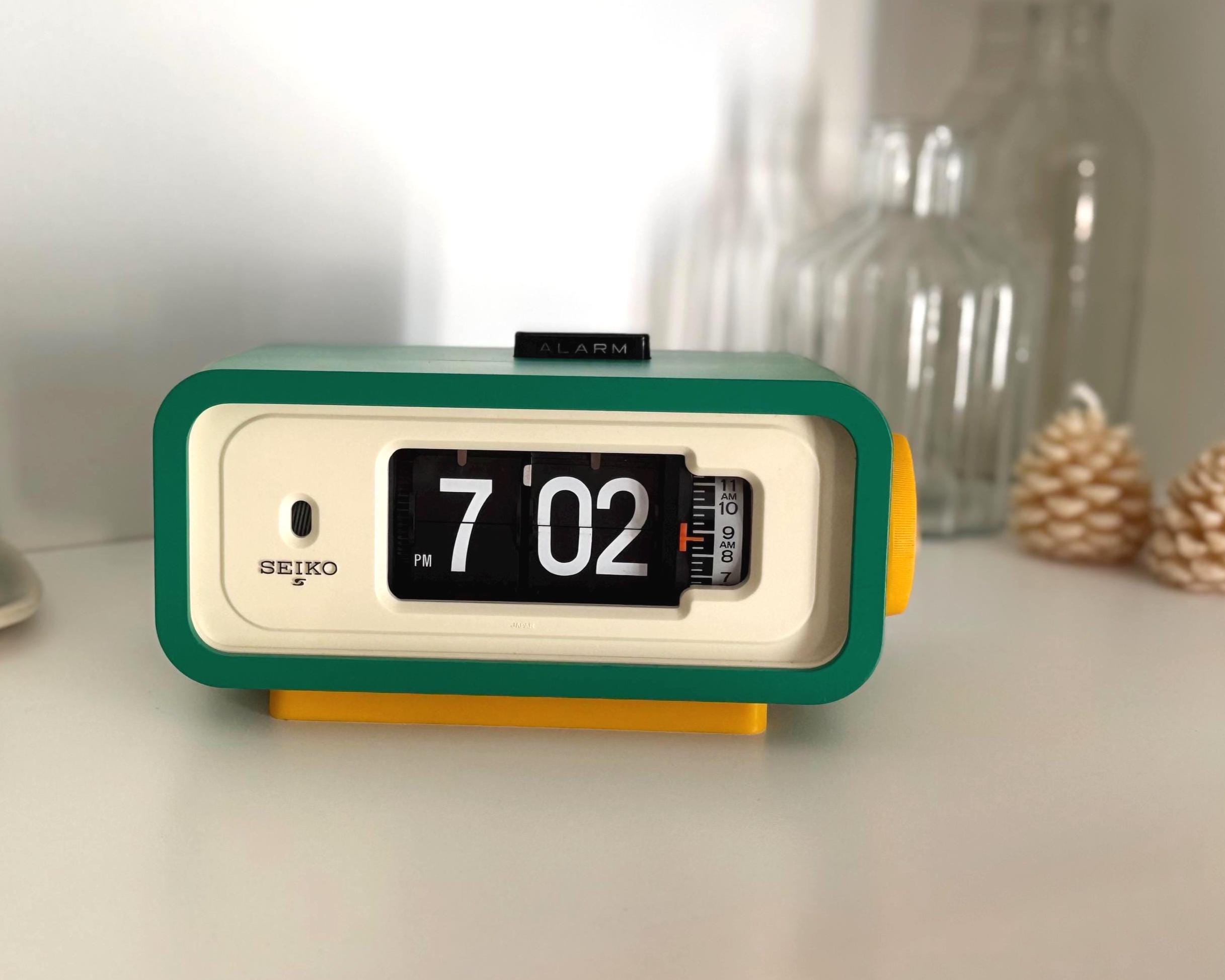 SEIKO 高級電池置時計 MCZ474 レトロ Restored 1974 Mid Century Seiko Flip Clock in Emerald Green - Etsy
