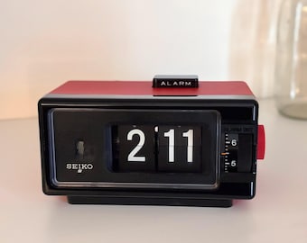 Vintage Seiko DP690T Flip Clock | Matte Red, 70's Japan
