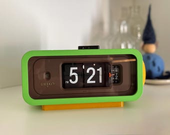 Restored 1974 Vintage Seiko DP-666 Flip Clock in Mellow Yellow - Etsy