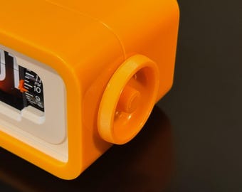Vintage Flip Clock | Seiko DP-666 | Restored | Mellow Yellow