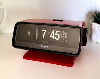 Vintage Seiko DP689 Flip Clock | Space Age | Cherry Red, 70's Japan