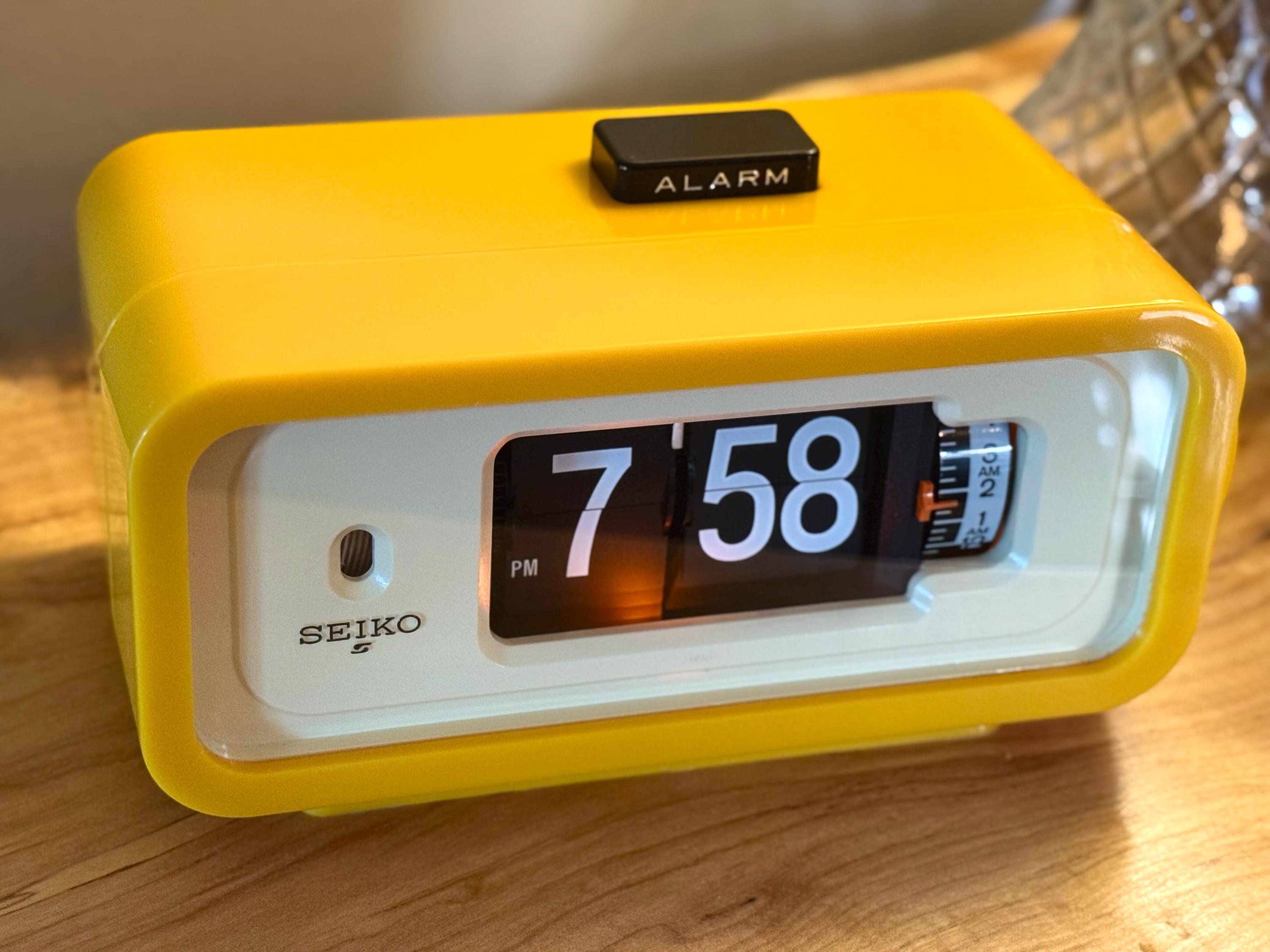 Restored 1974 Vintage Seiko DP-666 Flip Clock in Mellow Yellow - Etsy