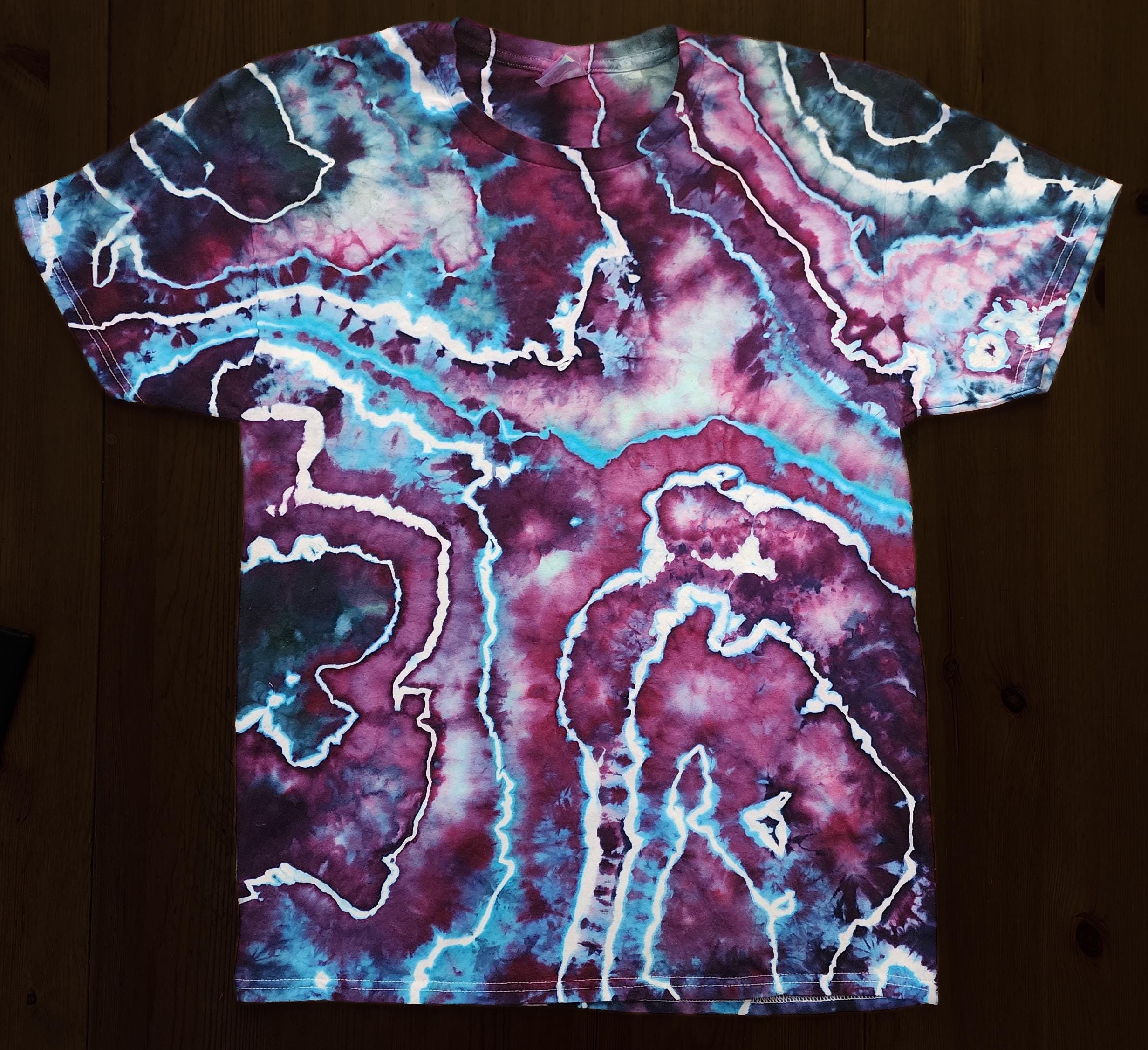 トップス c goa tie dye design top Custom Color Geode Style Hand Tie Dye Tshirt - Etsy