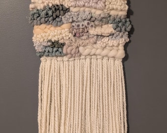 Woven wall hanging / weaving / wall hanging / wall decor / fiber art / tapestry
