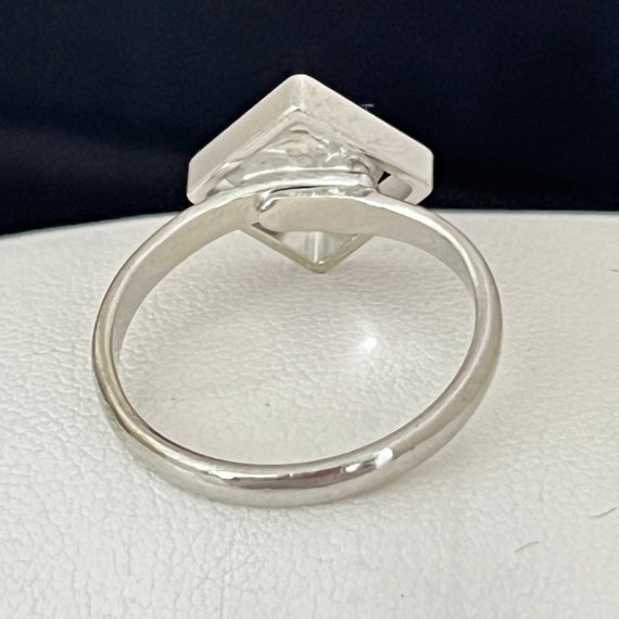 Vintage Ring Silver Tone Prong Set Crystals Retro… - image 2
