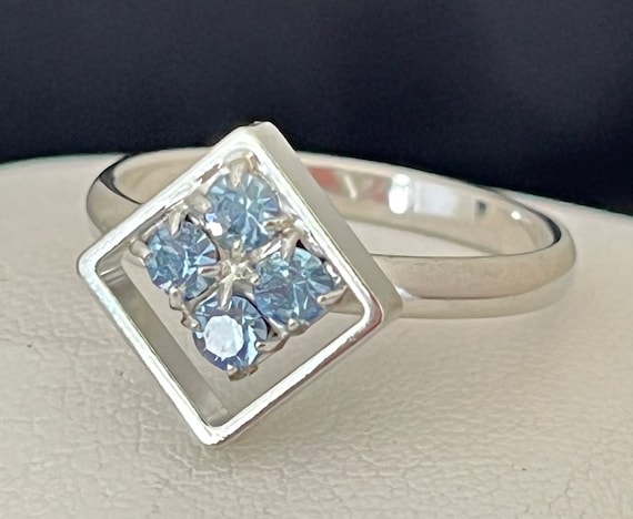 Vintage Ring Silver Tone Prong Set Crystals Retro… - image 1