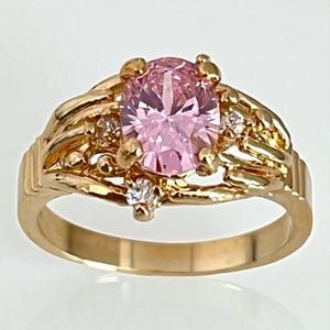 Anello vintage con tormalina rosa, zirconi cubici e dettagli in cristallo austriaco, anello da cocktail placcato in oro 14 carati