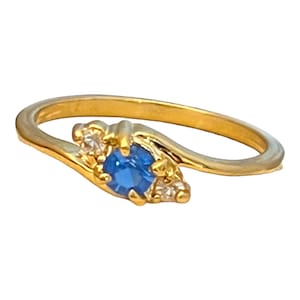 Vintage Ring Blue Crystal With Clear Accents Dainty Cocktail 14K Yellow Gold Electroplated Ring