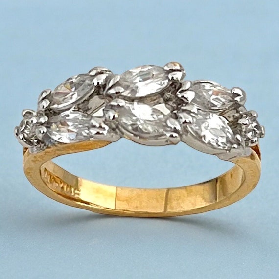 Vintage Ring Cubic Zirconia Cluster Ring 14K Gold… - image 1