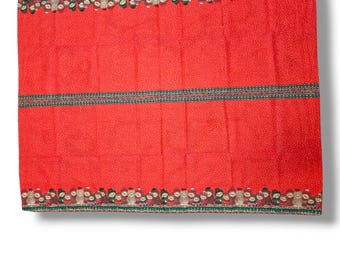 Vintage Leacock Tablecloth Holiday Bears Christmas Festive Red Green 52x70 USA