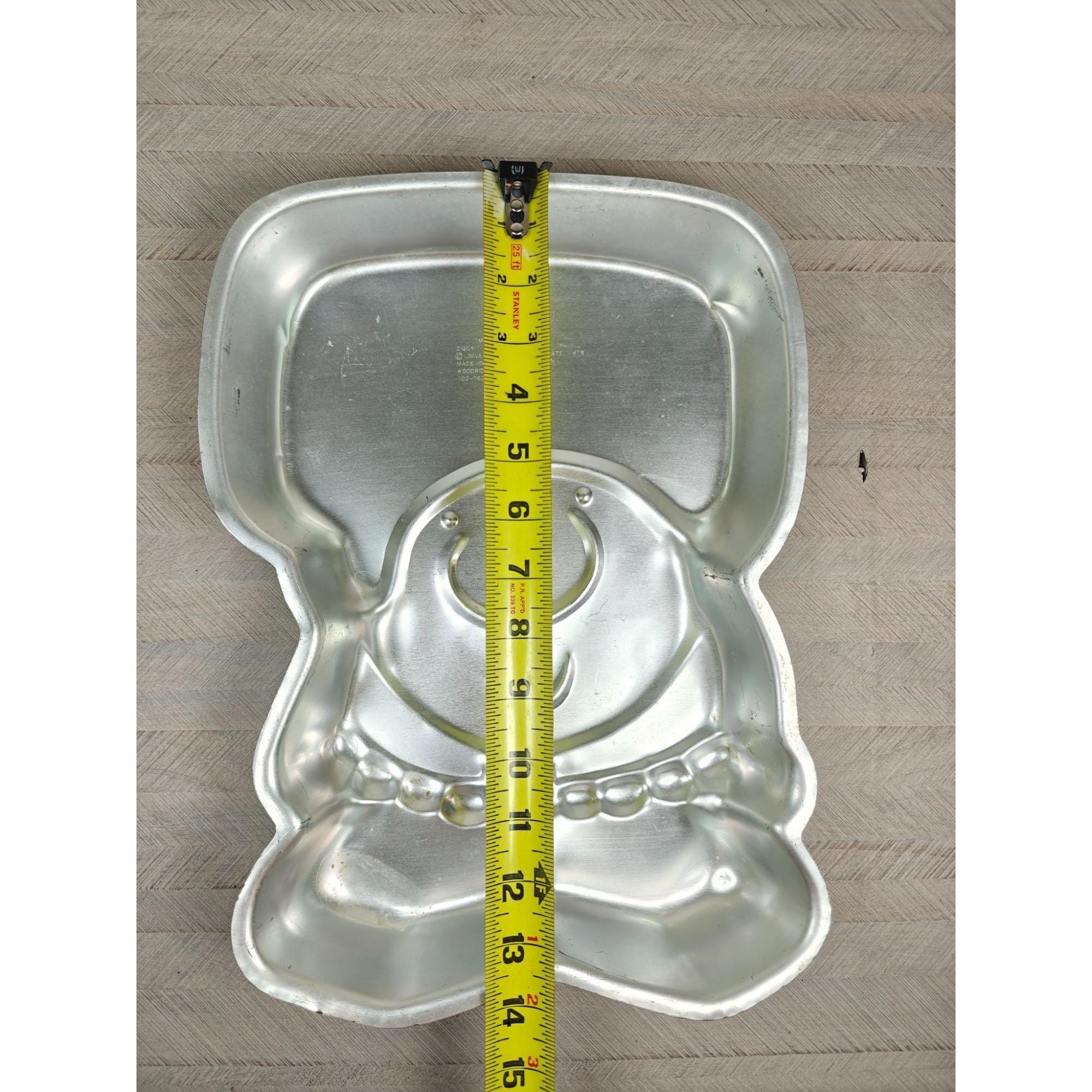 Vintage Wilton 1978 Ziggy Cake Pan Mold Aluminum Baking Tin