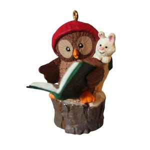 Vintage Hallmark Keepsake Owliver Ornament Owl Mouse Reading A Book 1992
