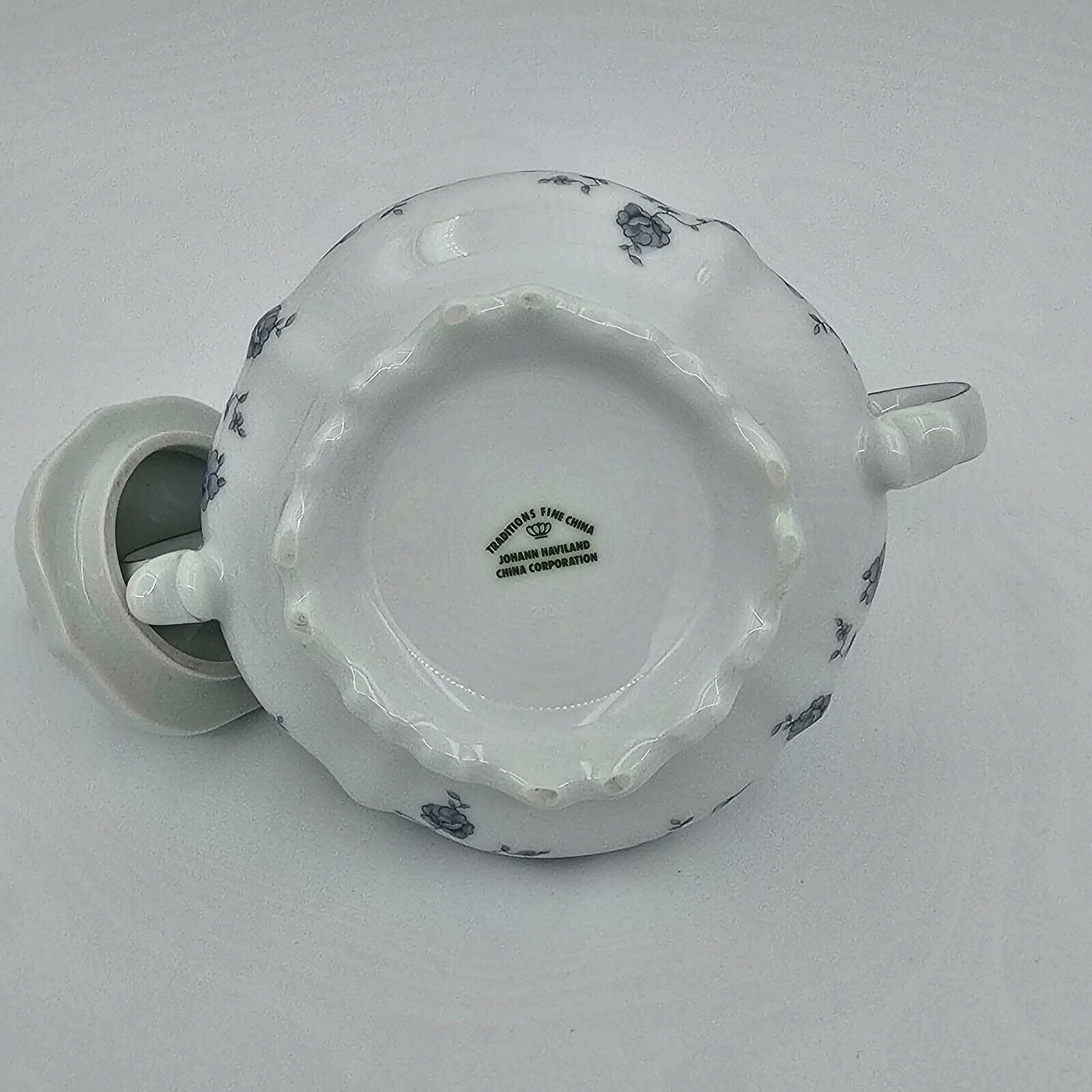 Johann Haviland China Corporation Tradition Blue Garland Sugar Bowl