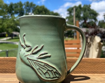 Taza Cicada Verde Claro