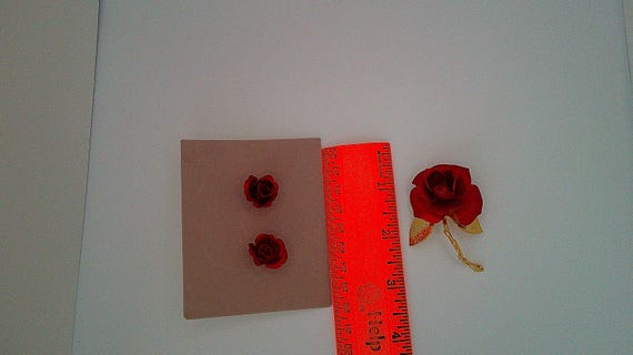 Vintage Red Rose Earrings & Pin Set, Gold Tone Me… - image 2